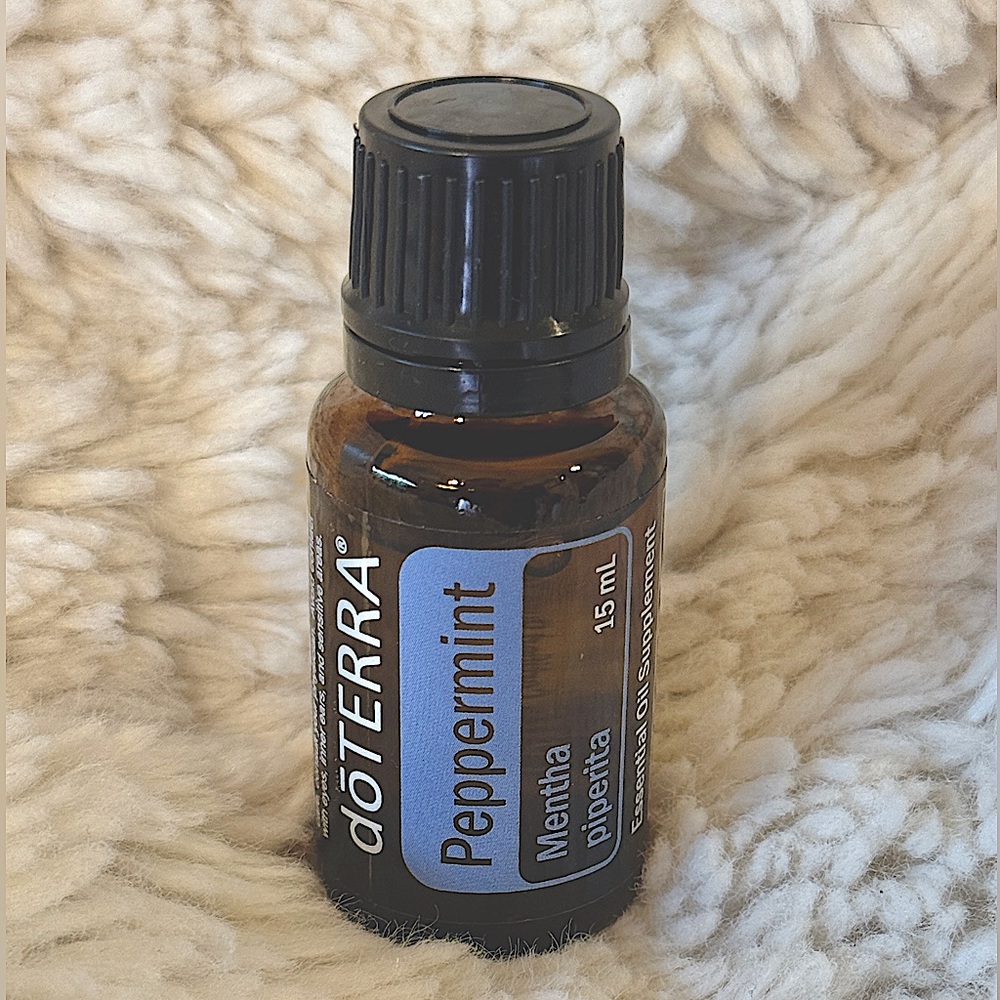 Peppermint Essential Oil, 15ml — DoTERRA - Picture 2 of 16
